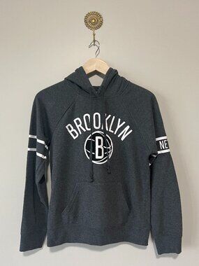 NBA Brooklyn Nets Gray Pullover Hoodie Small Athleisure Sweatshirt